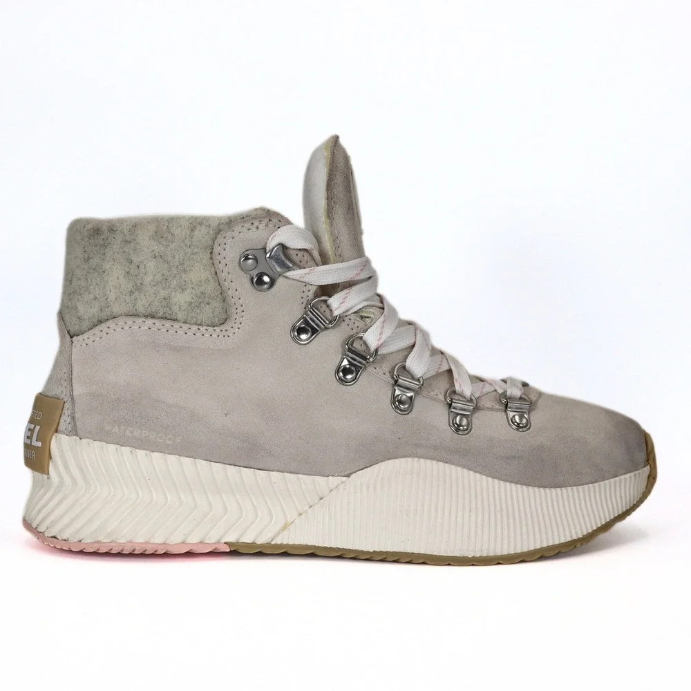 Sorel Out N About III Conquest Women 6.5 Grey Waterproof Suede Hiking Rain Boot
